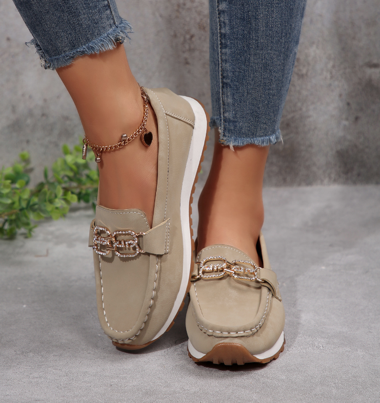 Emma | Mocasines Chic con Hebilla de Brillantes