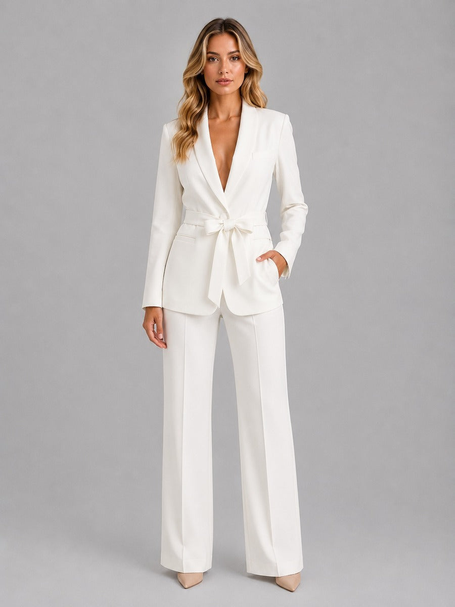 Genziana | Conjunto de Dos Piezas con Blazer Cuello Chal y Cinturón