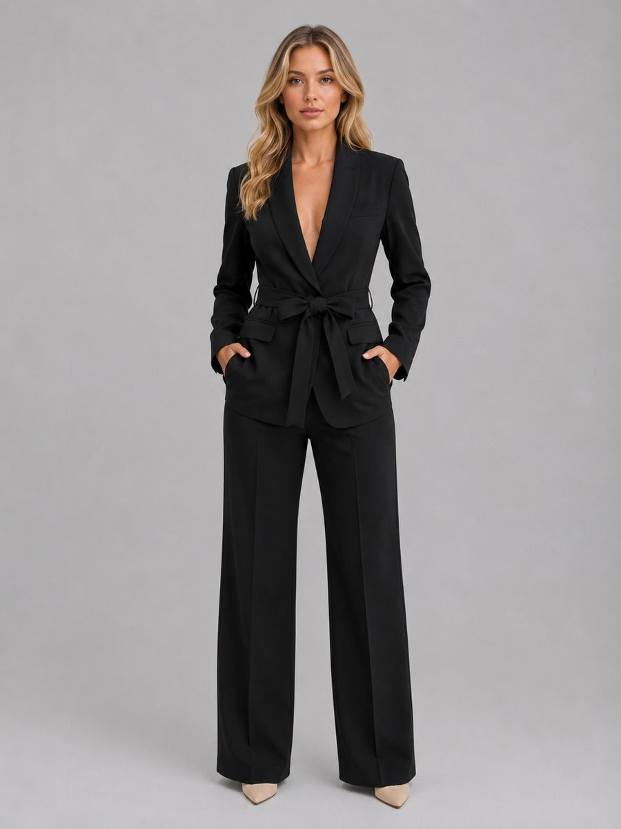 Genziana | Conjunto de Dos Piezas con Blazer Cuello Chal y Cinturón