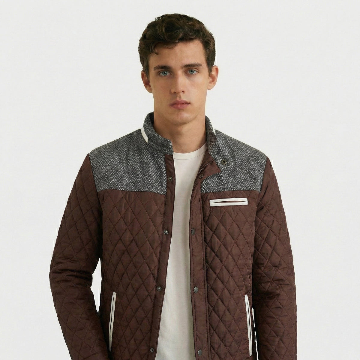 Andrés | Cappotto Charter